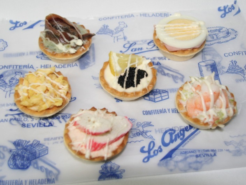 canapés surtidos